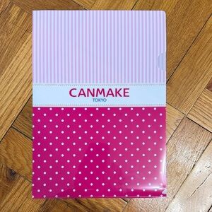 Canmake Pink Polka Dot Document Sleeve